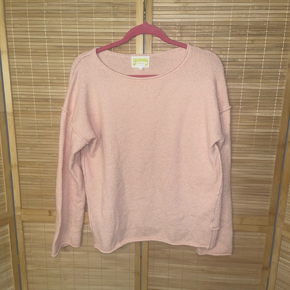 Yummy Sweater Co. light pink crew neck sweater top woman’s small